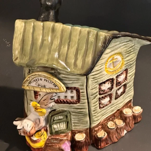 Drunken Pelican Pub Tea Light Holder - Picture 3 of 6